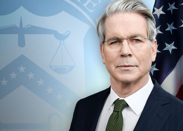 스콧 베선트 미국 재무장관. 25일 개최예정이던 한미 재무•통상분야 최고위급 ‘2+2 통상협의’가 베선트 장관의 긴급일정으로 취소됐다. (사진=미국 재무부 홈페이지 캡쳐)