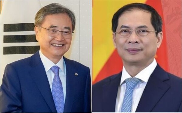 조현 외교부 장관(왼쪽)이 부이 탄 썬 베트남 부총리겸 외교 장관과 전화통화를 갖고 취임인사와 함께 양국간 포괄적 전략 동반자 관계강화 및 역내•국제정세에 대해 의견을 나누었다. (사진=외교부/베트남외교부 홈페이지 캡처)