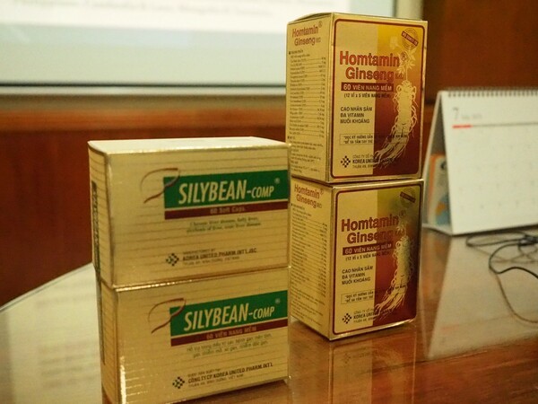 한국유나이티드제약이 베트남 공장에서 생산 중인 실리빈콤프와 홈타민 진생. (사진=이승윤)
