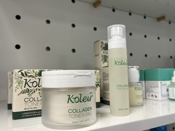 강원특별자치도 베트남본부에 진열 중인 도내 기업 신성바이오팜의 콜레르 콜라겐 화장품. (사진=이승윤)