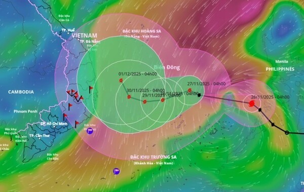 베트남 15호 태풍 고토 예상 이동 경로. 남중국해(베트남 동해)에서 발생한 열대성 저기압이 태풍으로 발달하면서 베트남 중부지방에 긴장감이 감돌고 있다. 베트남 남중부 지역은 지난주 연이은 태풍과 극한 호우로 50년 만에 최악의 홍수 피해를 입은 바 있다.(그래픽=베트남재난감시시스템)