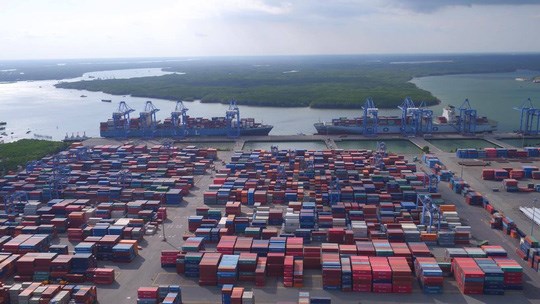 옛 바리아붕따우성 떤깡-까이멥 컨테이너터미널. 베트남 떤깡-까이멥국제터미널(TCIT)이 올해 떤깡-까이멥항의 컨테이너 물동량 누계가 200만TEU(1TEU, 20피트 컨테이너 1대분)을 넘어섰다고 24일 밝혔다. (사진=nld)