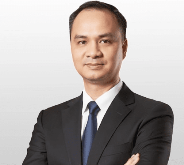 응웬 황 지앙 삼성전자베트남타이응웬 부사장. 지앙 부사장은 삼성전자 베트남 생산법인의 부사장으로 임명된 최초의 베트남인일 뿐만 아니라, 삼성전자의 전 세계 스마트폰 생산법인에서 부사장을 맡은 최초의 현지인으로 기록됐다. (사진=삼성베트남)