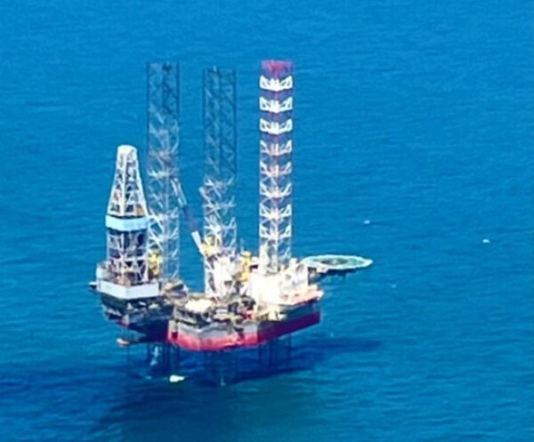 SK어스온의 베트남 4개 광구(15-1, 15-1/05, 16-2, 15-2/17 광구) 원유개발 사업이 순항하며 ‘클러스터링 전략이 성공적으로 추진되고 있다. 사진은 16-2광구의 시추설비 모습. (사진=SK어스온)