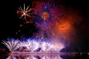 ‘역대 최대 규모’ 다낭국제불꽃축제 공식 개막…한국도 참가