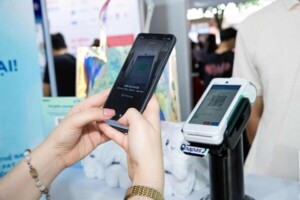 베트남, ‘비현금결제’ 규모 큰 폭 증가세…현금 없는 사회 ‘본격화’